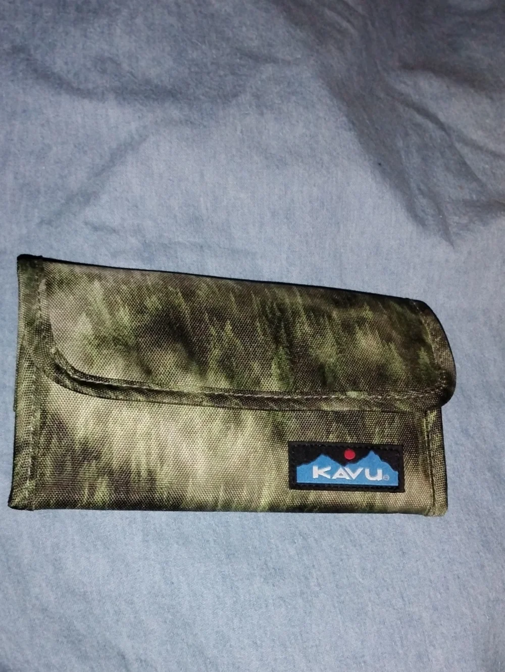 Kavu Olive Green Tie-Dye Fold Wallet